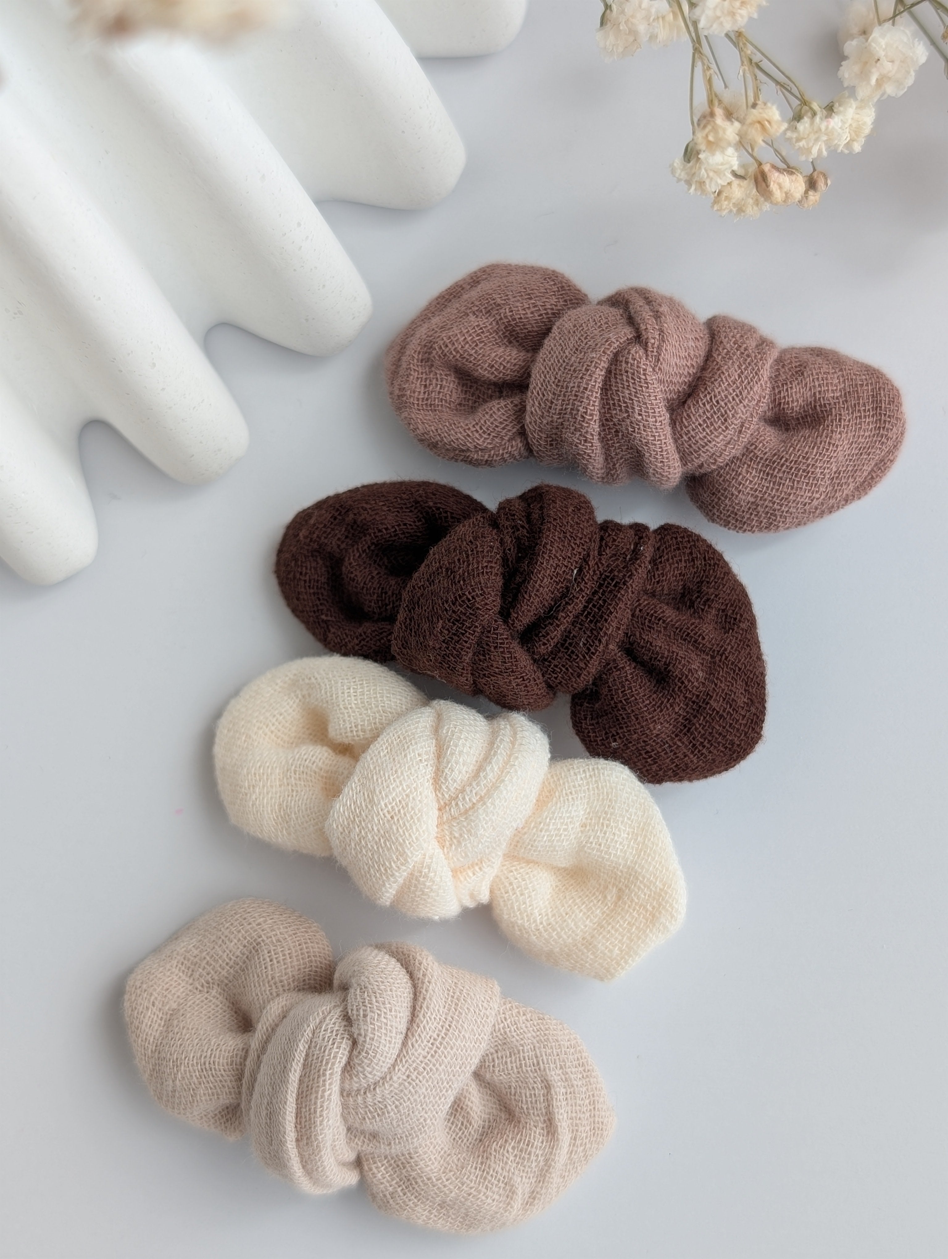 4 noeuds cheveux Romie gaze de coton tons naturel. Créations cousus main La Tête dans les Nétoiles