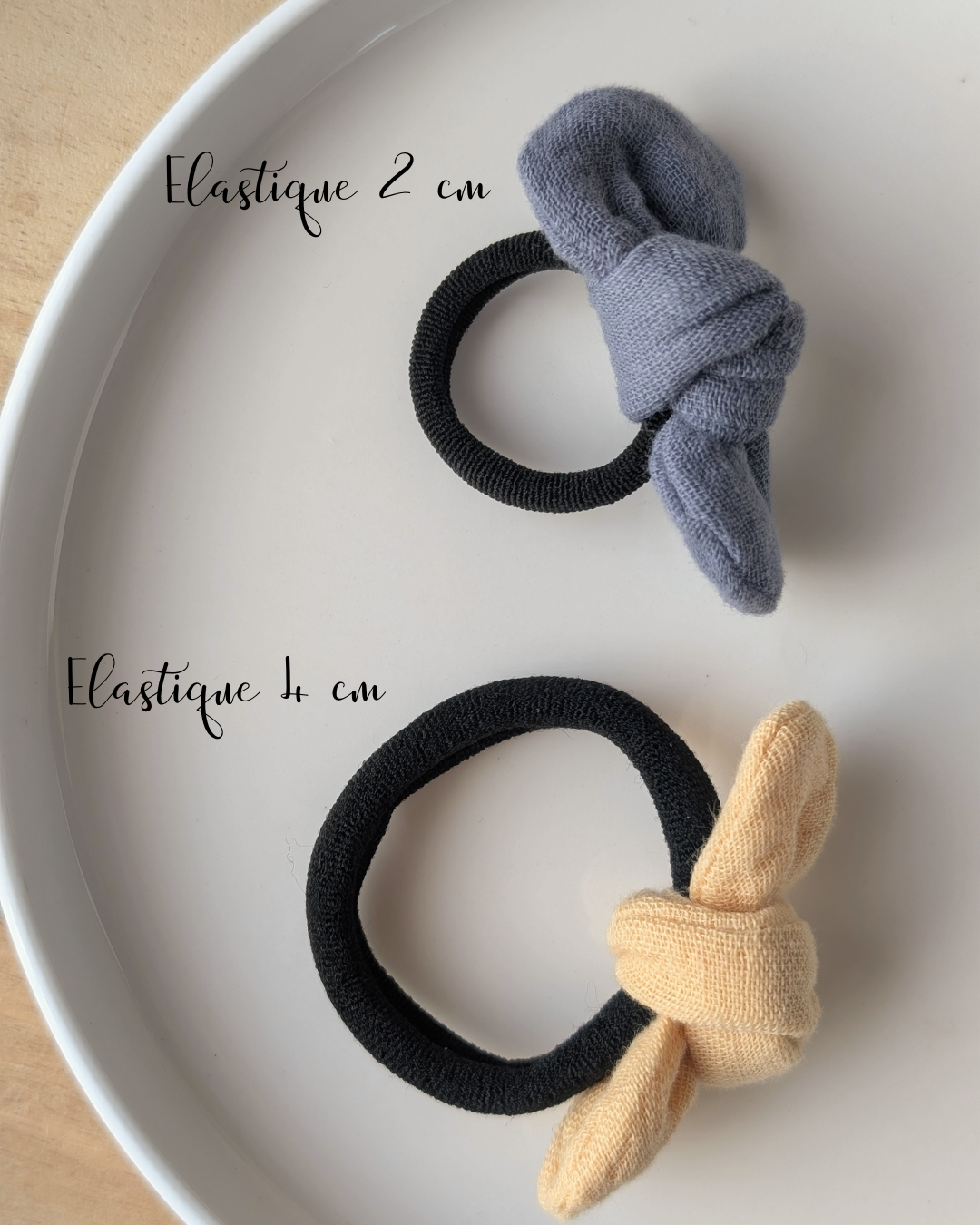 Noeud Romie en gaze de coton sur élastique doux noir. un noeud sur élastique 2 cm et un noeud sur élastique 4 cm. Cousu main La Tête dans les Nétoiles