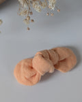 Noeud cheveux barrette en gaze de coton couleur melon. Cousu main La Tête dans les nétoiles