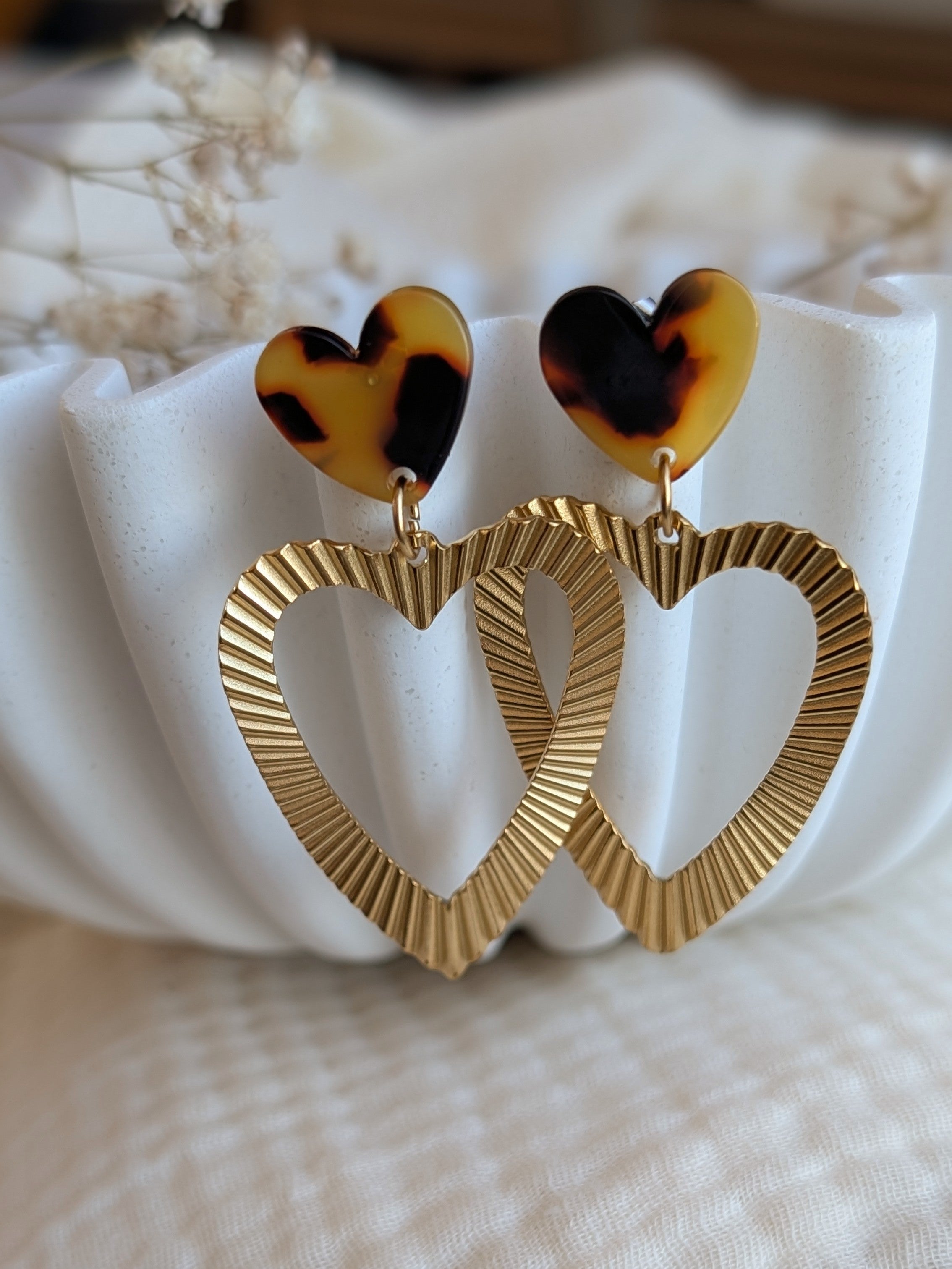 Boucles d'oreilles THELMA coeur tortoise