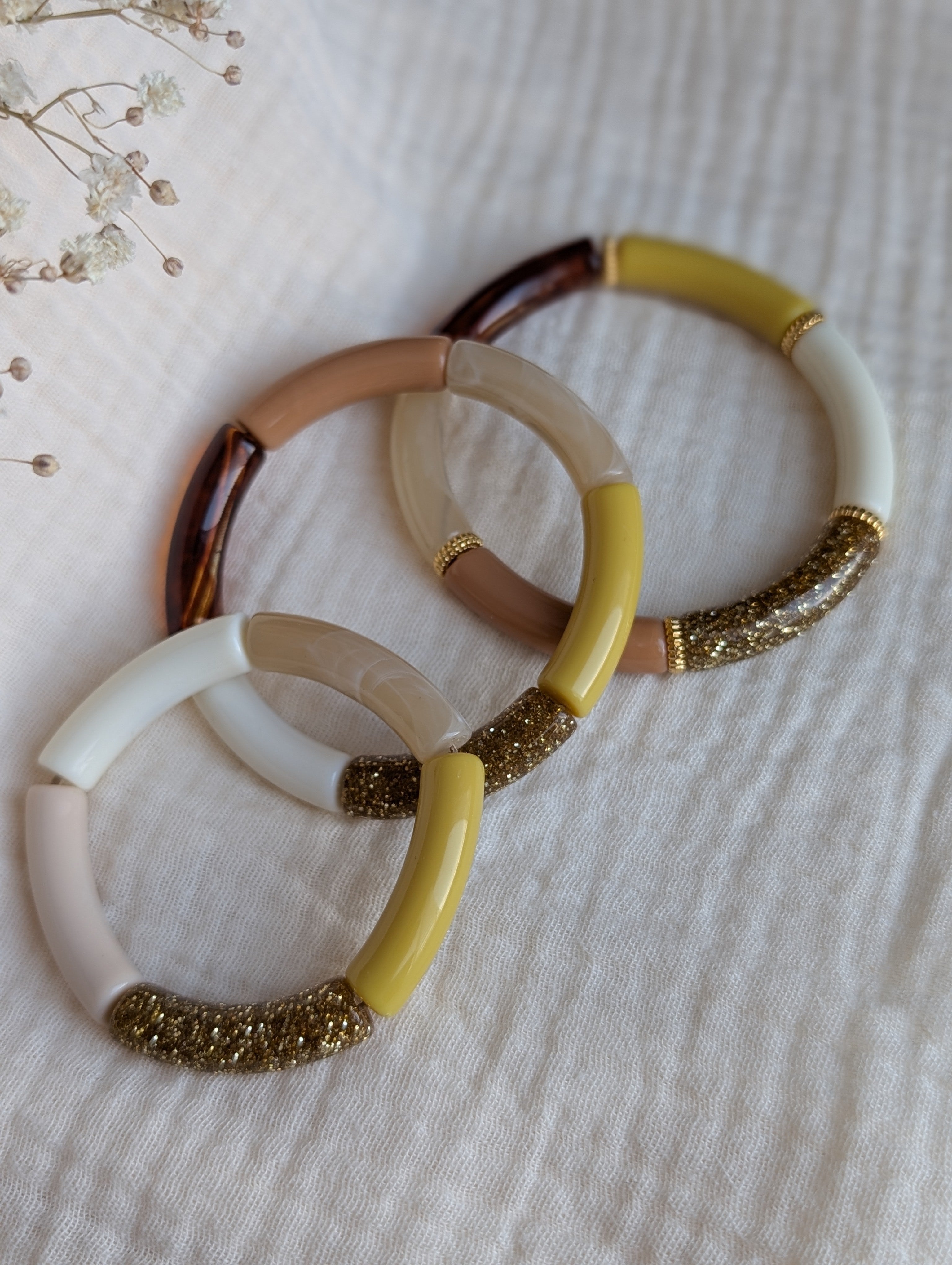 Trio de bracelet jonc perles tube version enfant et version Lisa et version Lison. Créations La Tête dans les Nétoiles