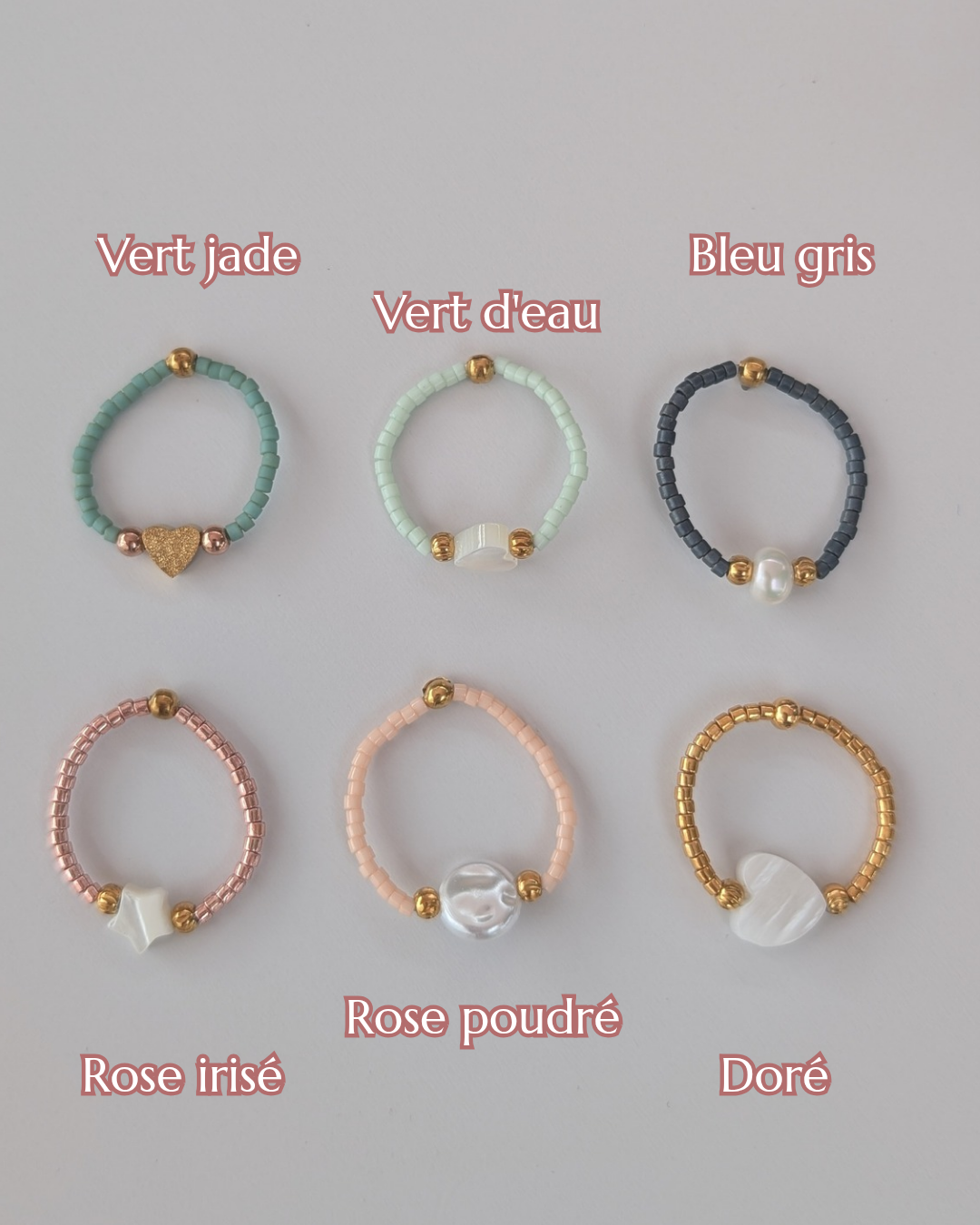 les différents coloris de perles miyuki pour la personnalisation des bagues. Vert jade, vert d'eau, bleu gris, rose irisé, rose poudré et doré. Créations artisanales La Tête dans les Nétoiles