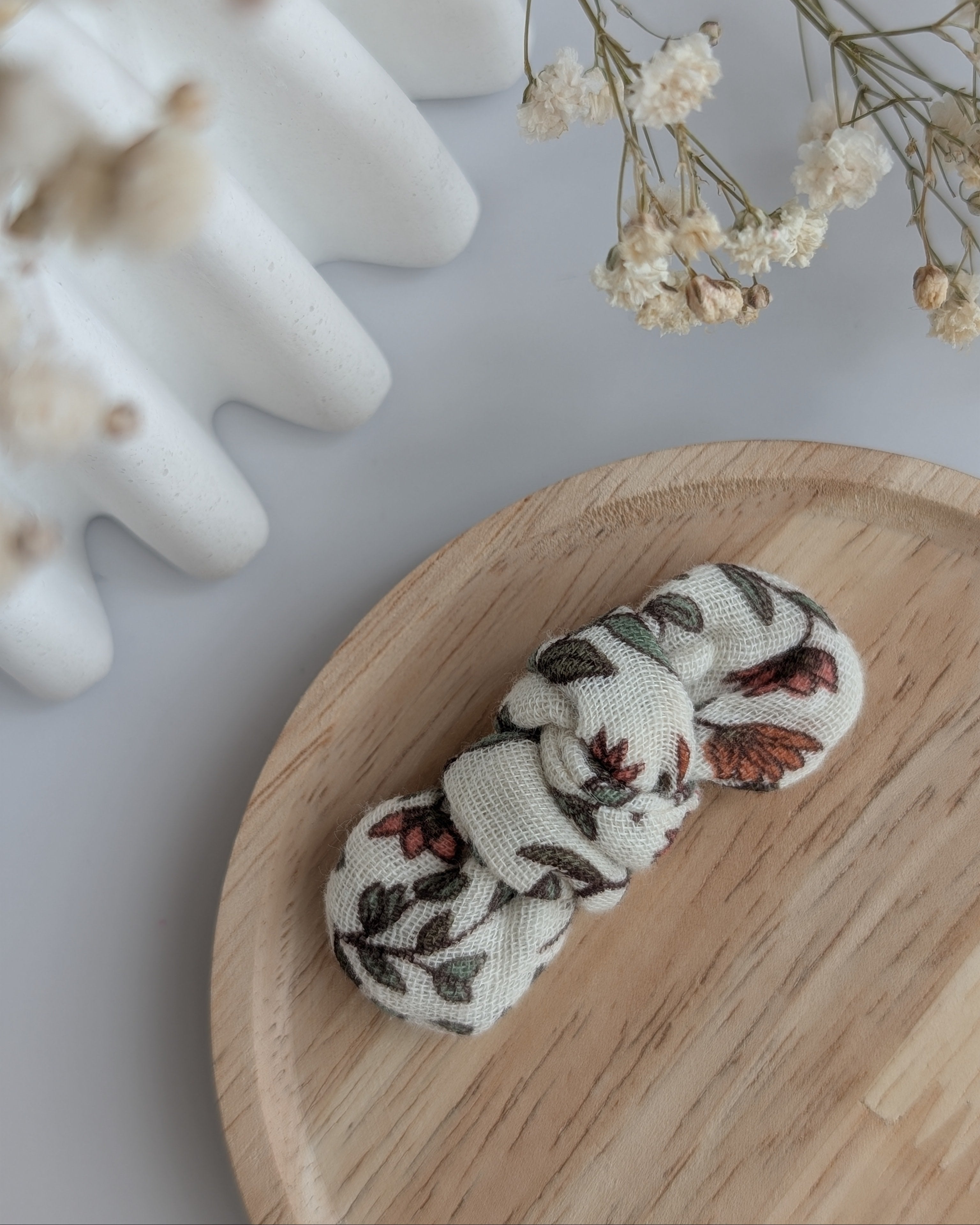 Noeud cheveux gaze de coton motifs fleuris